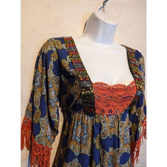 Live and let Live blouse size large petite - Picture 3 of 3
